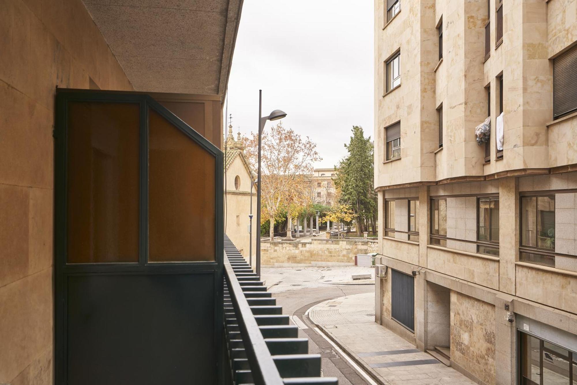 Alojamiento Abajo10 Centro Universidad By Keyhom Salamanque Extérieur photo